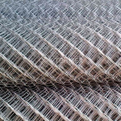  Сетка рабица оцинкованная в рулонах 25x25x1.8 мм